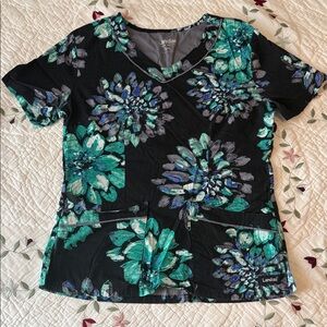 Landau Women's Short Sleeve Top - Black and Teal Floral